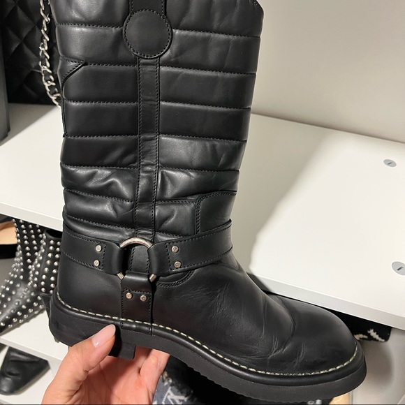 Chanel Star Leather Moto Boots, size 38 - Picture 5 of 8
